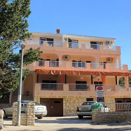 Apartment Mandre 3557a *